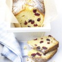 Marsepein cranberry cake