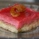 Walnoten shortbread met cranberrycurd